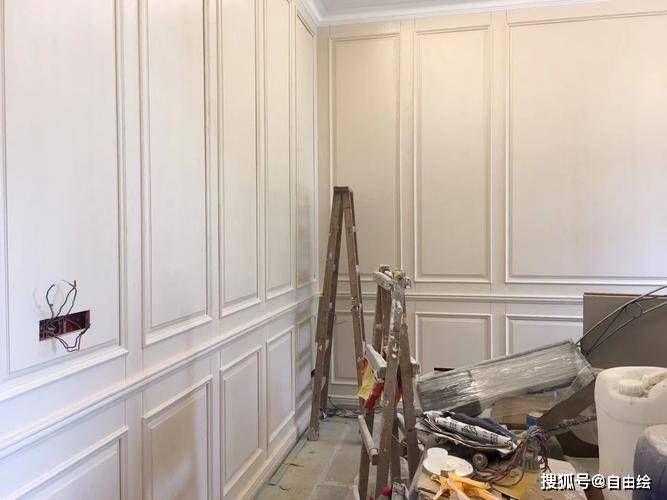 装修市场里的顶面和墙面装修的材料价格一般是多少呀