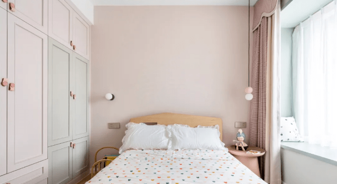 7个床头背景墙设计方案，美翻天，告别了大白墙，瞬间高大上