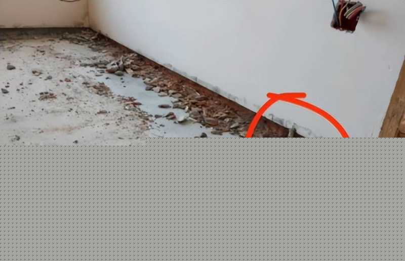 踢脚线千万不要选择隐形的！不然到时候翻车的可能就只有你自己了