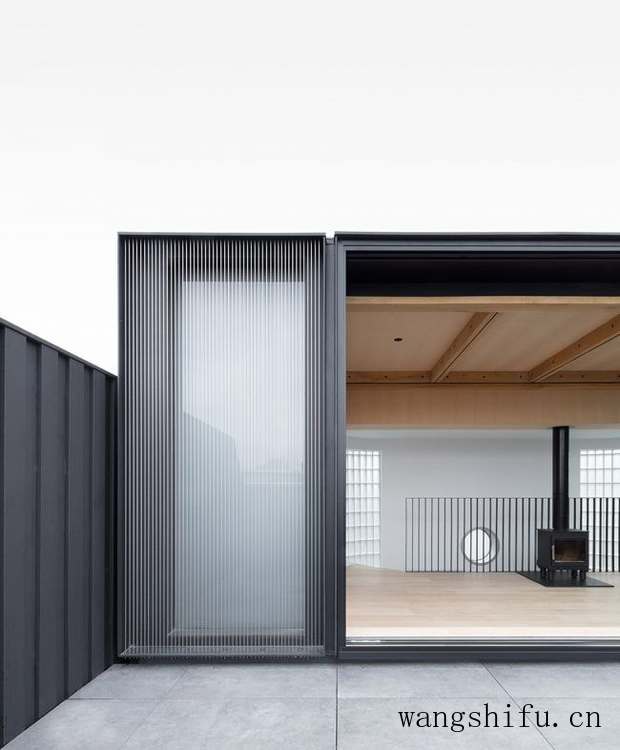 男方结婚戒指戴哪个手指?男方结婚戒指戴哪只手指? 男方结婚戒指戴哪个手指?男方结婚戒指戴哪只手指?