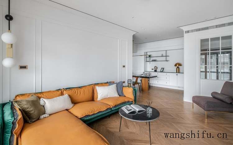 橡木和红椿木哪个贵（橡木和红椿木哪个贵些）