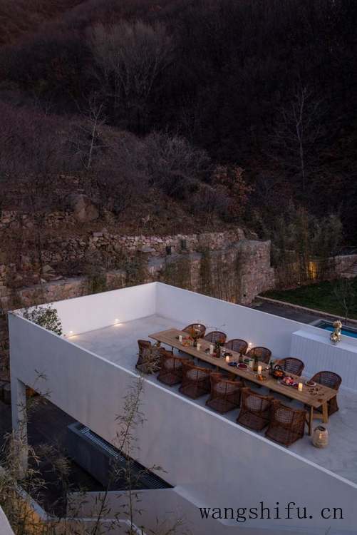 外墙真石漆工程施工方法及优点介绍