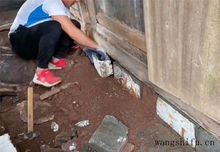 他用1个月时间，将乡下废旧木屋，变成舒适小家，住后不想回城里 旧房翻新 第4张 他用1个月时间，将乡下废旧木屋，变成舒适小家，住后不想回城里 旧房翻新 粉刷匠第4张