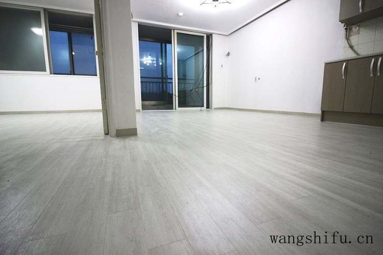 这家23年旧房改造花2万，搬空旧家具，84平一进门温馨到让人羡慕 旧房翻新 第3张 这家23年旧房改造花2万，搬空旧家具，84平一进门温馨到让人羡慕 旧房翻新 粉刷匠第3张