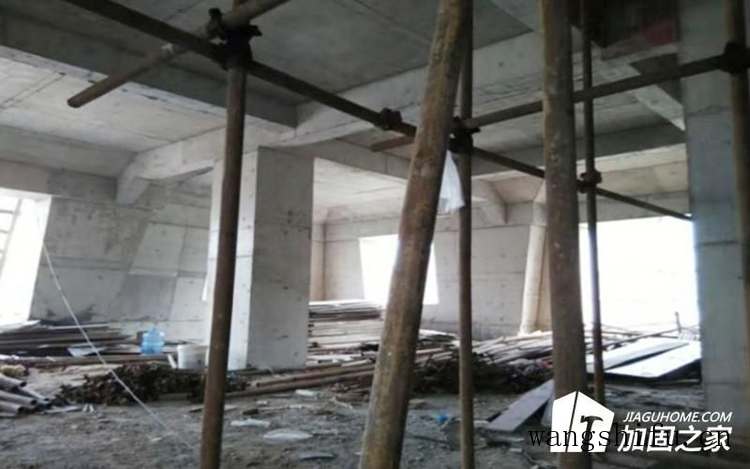 要如何解决和避免外墙涂料漆膜开裂