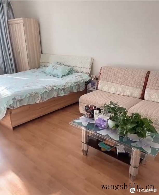 恒温酒柜（恒温酒柜定制）