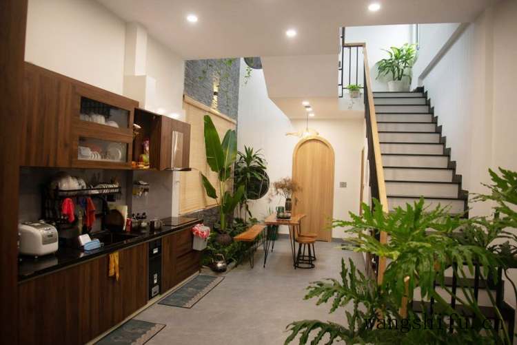 上下3层，为父母翻新的养老房，没想到被吐槽根本不适合老年人住 旧房翻新 第7张 上下3层，为父母翻新的养老房，没想到被吐槽根本不适合老年人住 旧房翻新 粉刷匠第7张