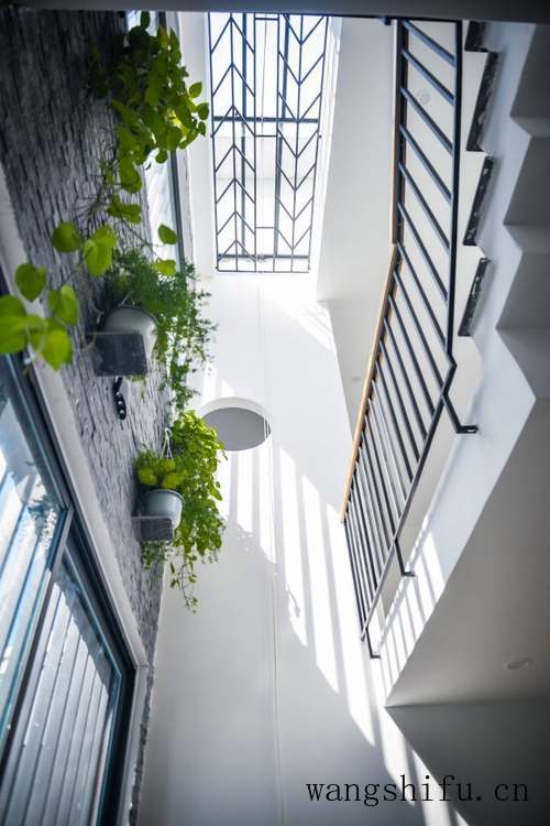 上下3层，为父母翻新的养老房，没想到被吐槽根本不适合老年人住 旧房翻新 第10张 上下3层，为父母翻新的养老房，没想到被吐槽根本不适合老年人住 旧房翻新 粉刷匠第10张