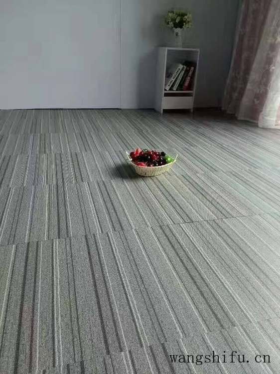 旧房改造不用拆地板砖，直接铺上这种板材，省了一笔拆改费 旧房翻新 第2张 旧房改造不用拆地板砖，直接铺上这种板材，省了一笔拆改费 旧房翻新 粉刷匠第2张