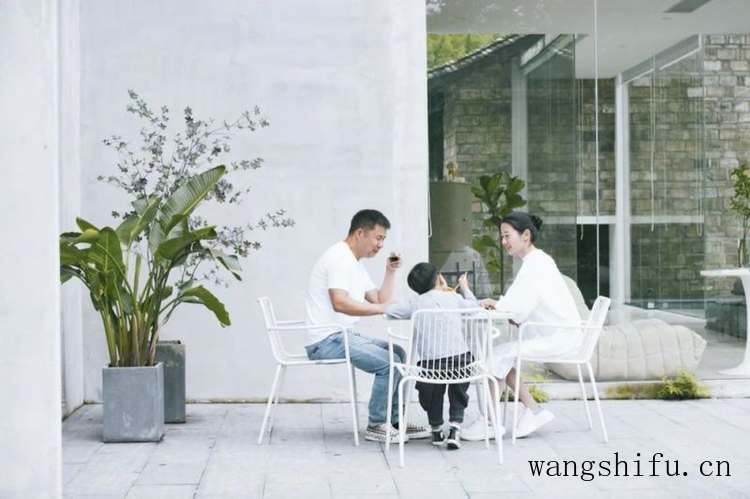 如何解决质感漆颜色泛白问题