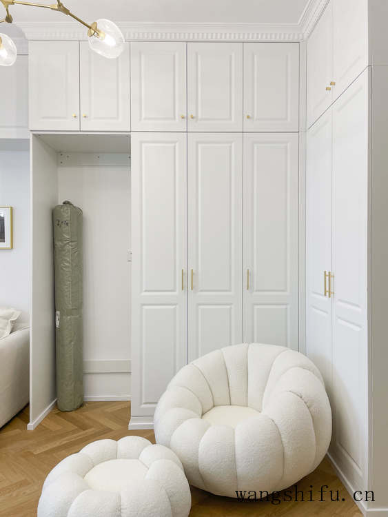 修补墙面钉眼办法