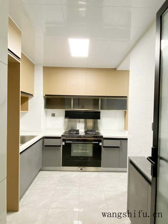 怎么刷乳胶漆墙面才不容易开裂？