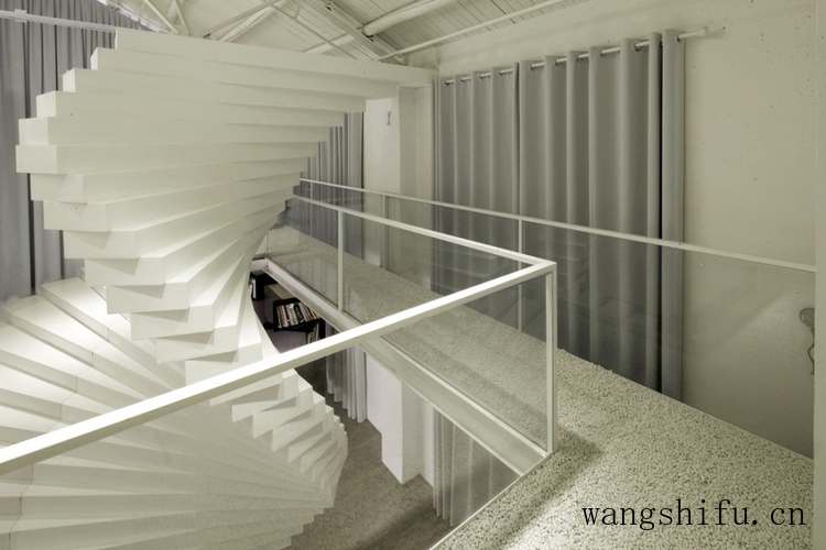 超级改造王真的不算牛,看看这个老工厂改造浮沉办公室! 旧房翻新 第15张 超级改造王真的不算牛,看看这个老工厂改造浮沉办公室! 旧房翻新 粉刷匠第15张 超级改造王真的不算牛,看看这个老工厂改造浮沉办公室! 旧房翻新 第15张 超级改造王真的不算牛,看看这个老工厂改造浮沉办公室! 旧房翻新 粉刷匠第15张