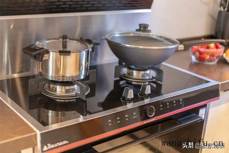 50m㎡老房翻新，隐形收纳达到90㎡装修效果-极家精装优选案例 旧房翻新 第7张 50m㎡老房翻新，隐形收纳达到90㎡装修效果-极家精装优选案例 旧房翻新 粉刷匠第7张