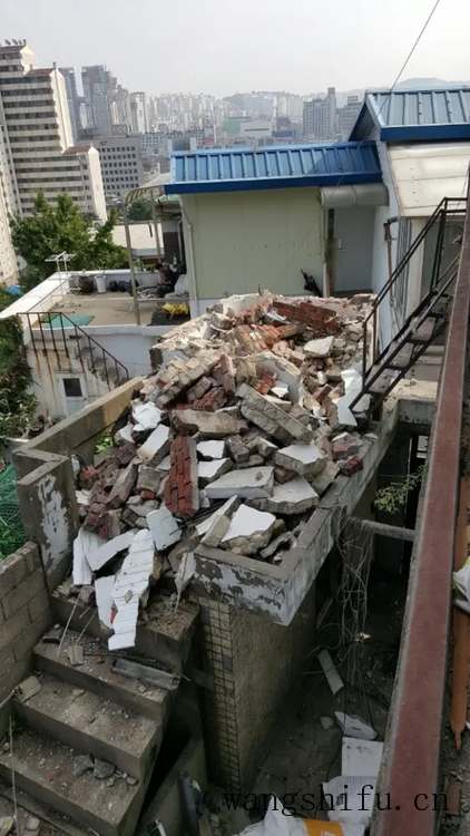 荒废10年老房,5个月爆改成双层别墅,有院有露台 旧房翻新 第3张 荒废10年老房,5个月爆改成双层别墅,有院有露台 旧房翻新 粉刷匠第3张 荒废10年老房,5个月爆改成双层别墅,有院有露台 旧房翻新 第3张 荒废10年老房,5个月爆改成双层别墅,有院有露台 旧房翻新 粉刷匠第3张