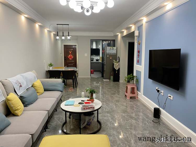 90㎡的房子装修简约实用，空间感宽敞明亮，卫生间三开门大气时尚 旧房翻新 第2张 90㎡的房子装修简约实用，空间感宽敞明亮，卫生间三开门大气时尚 旧房翻新 粉刷匠第2张