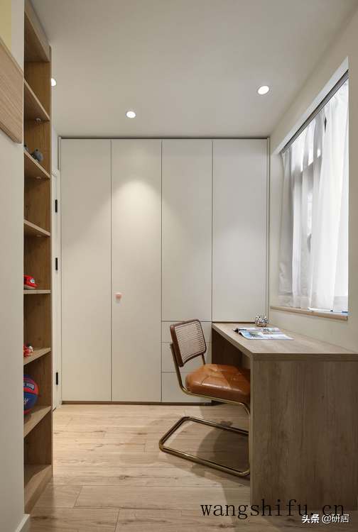 ​60㎡的老破小，住着三代人，挤出3间卧室，还有大衣帽间和书房 旧房翻新 第15张 ​60㎡的老破小，住着三代人，挤出3间卧室，还有大衣帽间和书房 旧房翻新 粉刷匠第15张