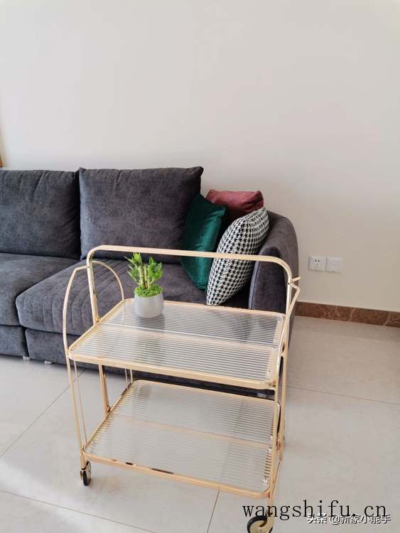 她家精装房这样搭配，不需要花时间重新装修，全屋效果也很好看 旧房翻新 第5张 她家精装房这样搭配，不需要花时间重新装修，全屋效果也很好看 旧房翻新 粉刷匠第5张