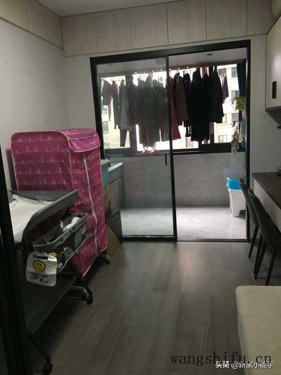 她家首套新房,全屋装修非常简单,三代同堂生活在一起很幸福 旧房翻新 第15张 她家首套新房,全屋装修非常简单,三代同堂生活在一起很幸福 旧房翻新 粉刷匠第15张 她家首套新房,全屋装修非常简单,三代同堂生活在一起很幸福 旧房翻新 第15张 她家首套新房,全屋装修非常简单,三代同堂生活在一起很幸福 旧房翻新 粉刷匠第15张