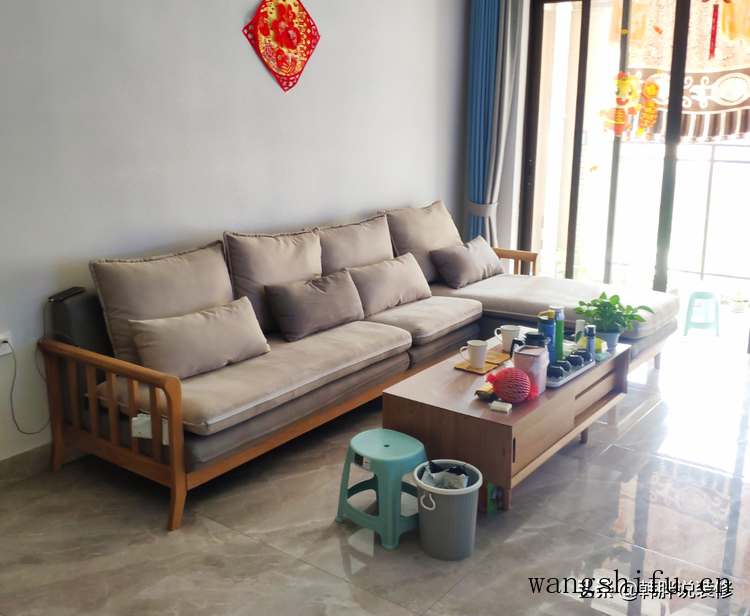 终于赶在春节前搬进新房，90㎡简装花了不到10万块，温馨又舒适（新房子简装）