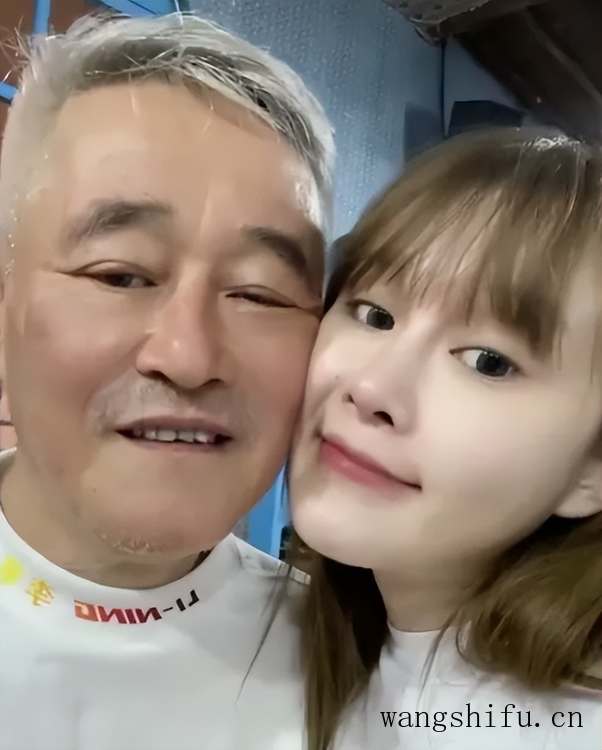 奢侈！赵本山女儿装修婚房：衣帽间花了1000万，电竞室花了500万 旧房翻新 第5张 奢侈！赵本山女儿装修婚房：衣帽间花了1000万，电竞室花了500万 旧房翻新 粉刷匠第5张