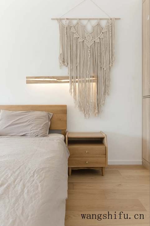 70㎡旧房改造，全屋网红色，客厅像蜗居，完工后却很浪漫 旧房翻新 第11张 70㎡旧房改造，全屋网红色，客厅像蜗居，完工后却很浪漫 旧房翻新 粉刷匠第11张