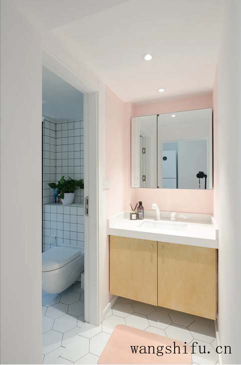 70㎡旧房改造，全屋网红色，客厅像蜗居，完工后却很浪漫 旧房翻新 第15张 70㎡旧房改造，全屋网红色，客厅像蜗居，完工后却很浪漫 旧房翻新 粉刷匠第15张