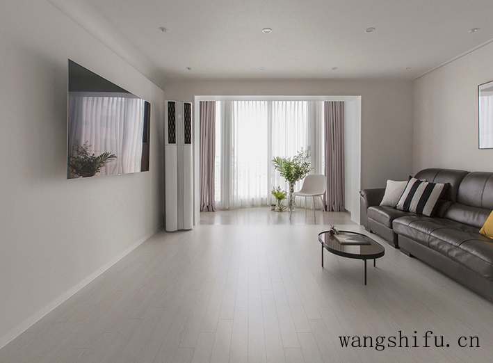 95㎡花了20万简装，铺个地砖刷个白墙，一人居住足够幸福了 旧房翻新 第1张 95㎡花了20万简装，铺个地砖刷个白墙，一人居住足够幸福了 旧房翻新 粉刷匠第1张