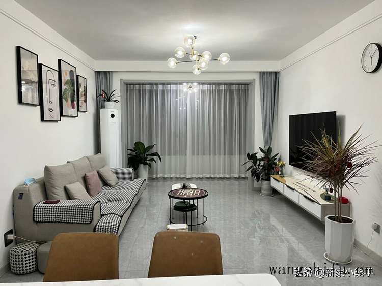 她家花19万装修95平小三房,不做电视墙,把阳台打通效果非常满意 旧房翻新 第3张 她家花19万装修95平小三房,不做电视墙,把阳台打通效果非常满意 旧房翻新 粉刷匠第3张 她家花19万装修95平小三房,不做电视墙,把阳台打通效果非常满意 旧房翻新 第3张 她家花19万装修95平小三房,不做电视墙,把阳台打通效果非常满意 旧房翻新 粉刷匠第3张