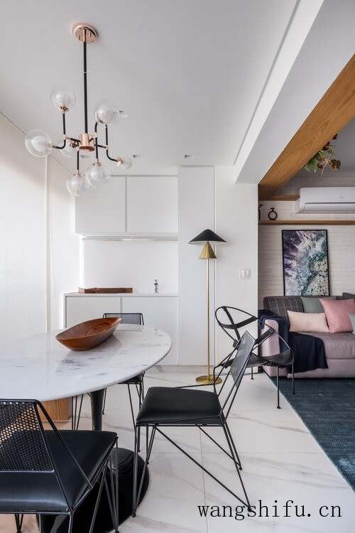 65㎡装得够聪明！靠窗打错层卡座，一边代替餐椅，另一边做桌面 旧房翻新 第6张 65㎡装得够聪明！靠窗打错层卡座，一边代替餐椅，另一边做桌面 旧房翻新 粉刷匠第6张