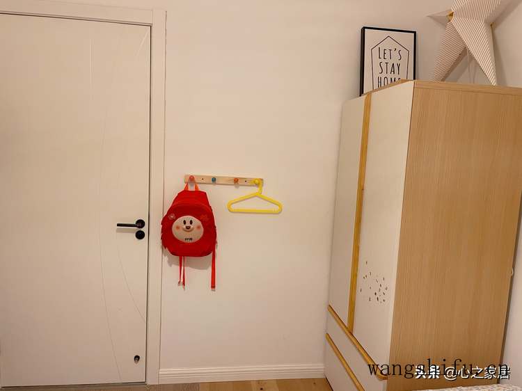 70㎡简约家装风格，小而温馨简而时尚，小客厅大阳台打造多样生活 旧房翻新 第12张 70㎡简约家装风格，小而温馨简而时尚，小客厅大阳台打造多样生活 旧房翻新 粉刷匠第12张