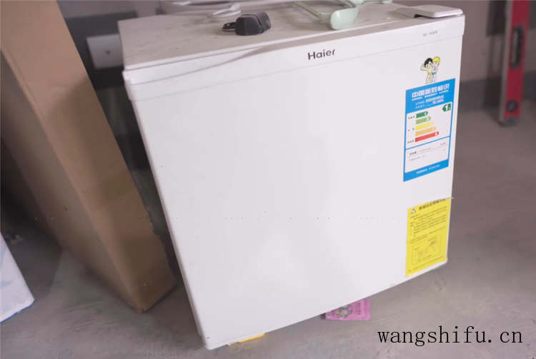 他住进不装修的毛坯房4个月，虽简陋却倍感温馨，网友：还不错 旧房翻新 第9张 他住进不装修的毛坯房4个月，虽简陋却倍感温馨，网友：还不错 旧房翻新 粉刷匠第9张