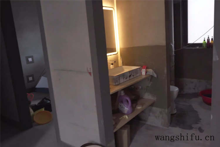 他住进不装修的毛坯房4个月，虽简陋却倍感温馨，网友：还不错 旧房翻新 第11张 他住进不装修的毛坯房4个月，虽简陋却倍感温馨，网友：还不错 旧房翻新 粉刷匠第11张