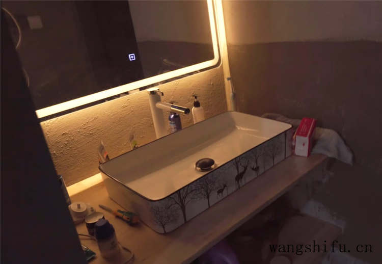 他住进不装修的毛坯房4个月，虽简陋却倍感温馨，网友：还不错 旧房翻新 第12张 他住进不装修的毛坯房4个月，虽简陋却倍感温馨，网友：还不错 旧房翻新 粉刷匠第12张