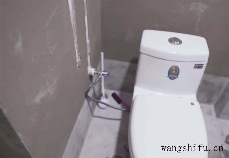 他住进不装修的毛坯房4个月，虽简陋却倍感温馨，网友：还不错 旧房翻新 第14张 他住进不装修的毛坯房4个月，虽简陋却倍感温馨，网友：还不错 旧房翻新 粉刷匠第14张