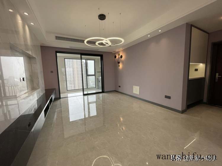 135平新房,还没家具装修花了35万,保洁做完很好看,很满意 135平新房,还没家具装修花了35万,保洁做完很好看,很满意