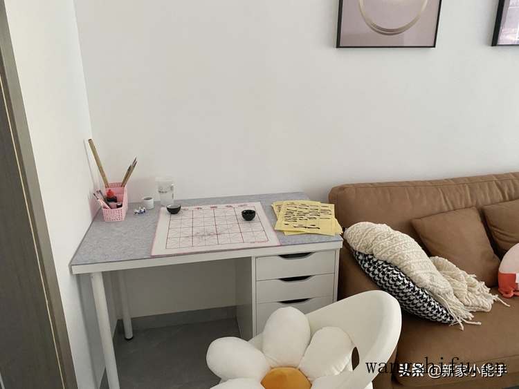 这是我见过最极简的装修，不做吊顶也不做电视墙，刷白墙也很好看 旧房翻新 第9张 这是我见过最极简的装修，不做吊顶也不做电视墙，刷白墙也很好看 旧房翻新 粉刷匠第9张