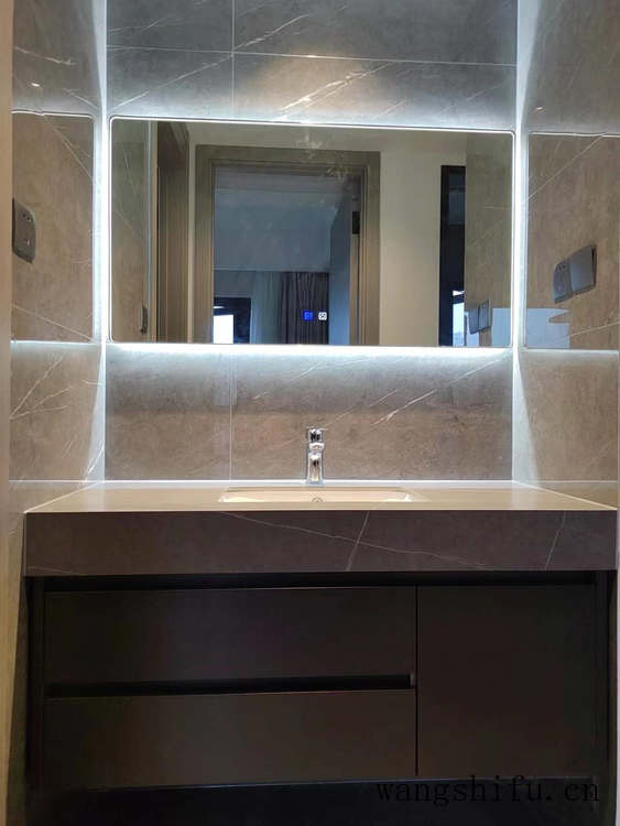 木门滑轮哪个牌子好（木门滑轮哪个牌子好用）