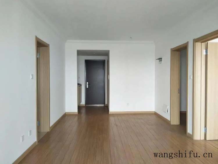 80㎡二房，花5W爆改成浪漫轻奢风的一居室，实用性更强，颜值更高（轻奢风格两室效果图）