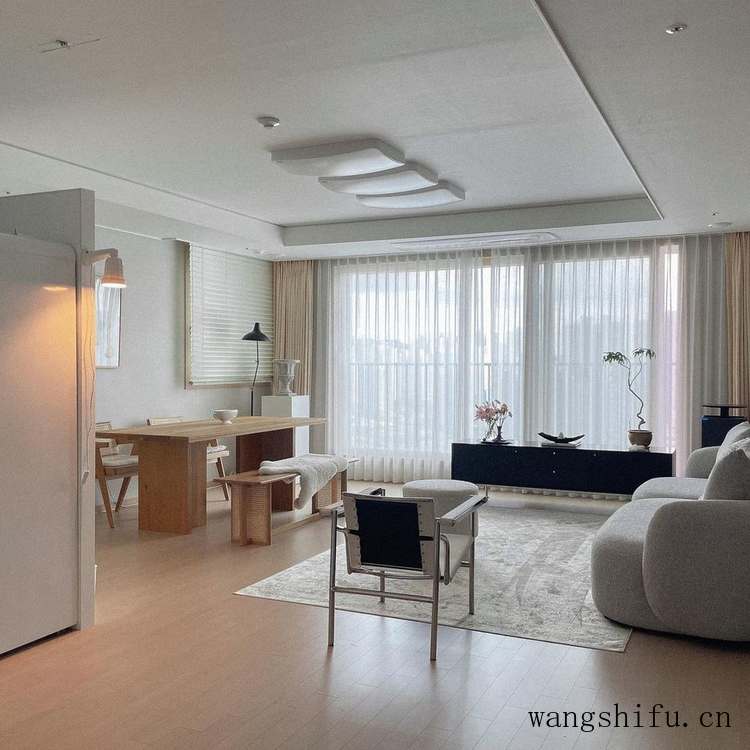 “简装”很满意，人生第一套房75㎡，客厅多功能随时切换生活状态 旧房翻新 第1张 “简装”很满意，人生第一套房75㎡，客厅多功能随时切换生活状态 旧房翻新 粉刷匠第1张