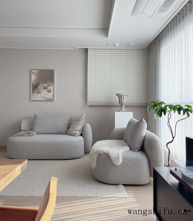 “简装”很满意，人生第一套房75㎡，客厅多功能随时切换生活状态 旧房翻新 第4张 “简装”很满意，人生第一套房75㎡，客厅多功能随时切换生活状态 旧房翻新 粉刷匠第4张