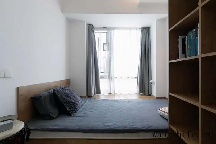 经典和欧普灯饰哪个好（经典和欧普灯饰哪个好一点）