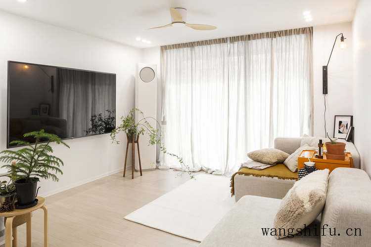 人生第一套房，是面积不过百的刚需户型，75㎡，装修“松弛有度”