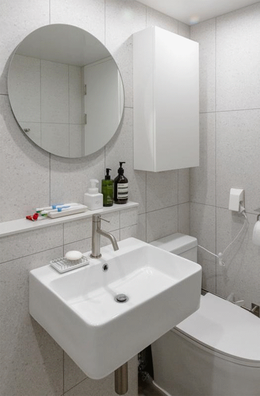 人生第一套房，是面积不过百的刚需户型，75㎡，装修“松弛有度”