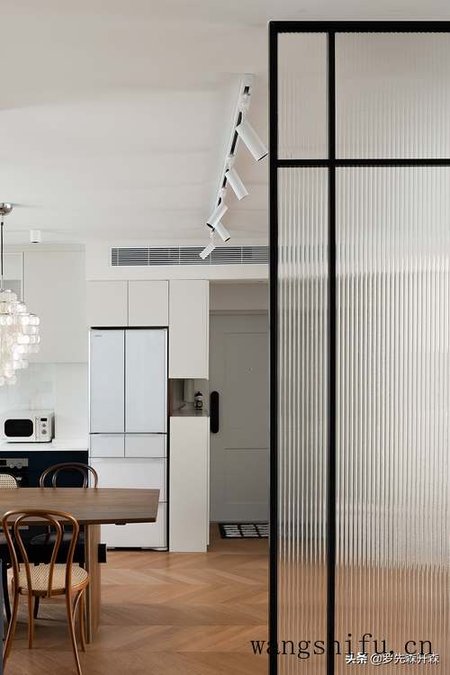 洗手盆柜（洗手盆柜什么材质的好）