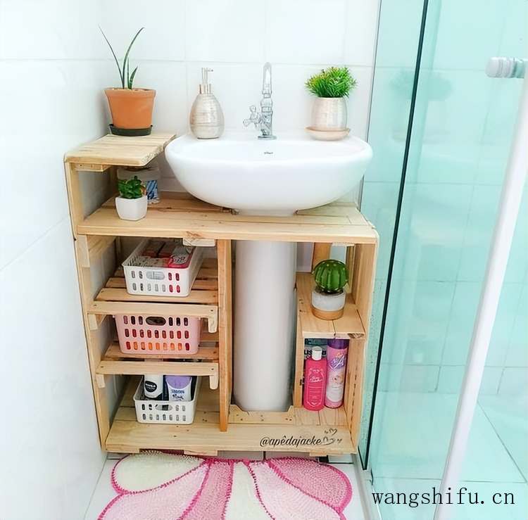 低成本改造2㎡卫生间,前后效果截然不同,说换了一套房都不为过 低成本改造2㎡卫生间,前后效果截然不同,说换了一套房都不为过