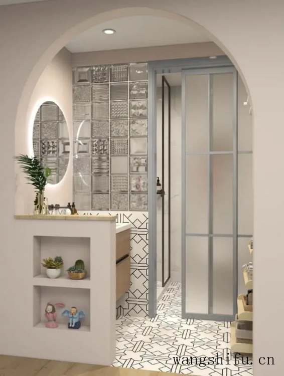 小卫生间注定憋屈?网友:我家才2㎡这么装真好用 小卫生间注定憋屈?网友:我家才2㎡这么装真好用