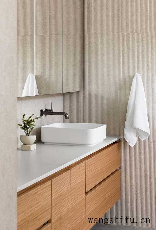 旧房翻新后，使房屋更大，功能更强大（旧房改造翻新带来的好处）