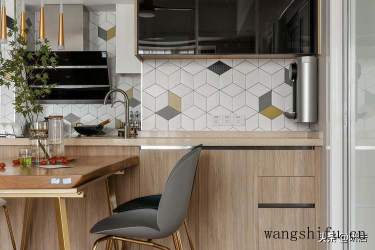 去除墙衣的好方法？