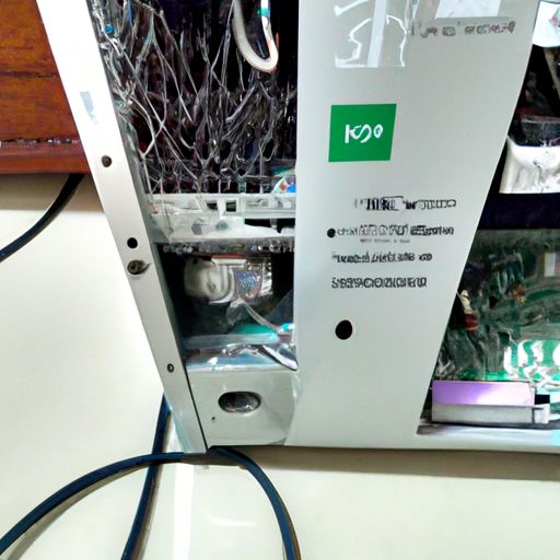 电脑主机箱电源在哪个位置